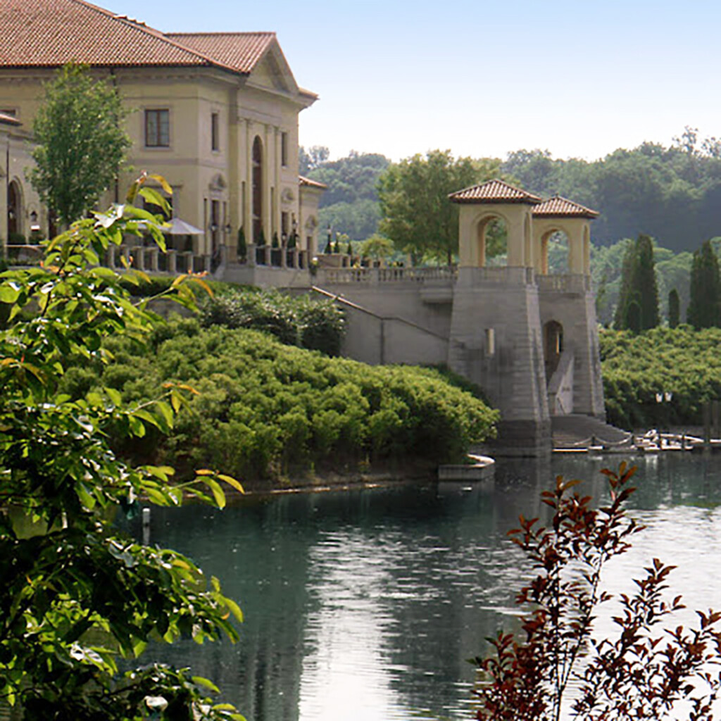 The Linden House in Indianapolis, Indiana is influenced by the work of Italian renaissance architect Andrea Palladio.